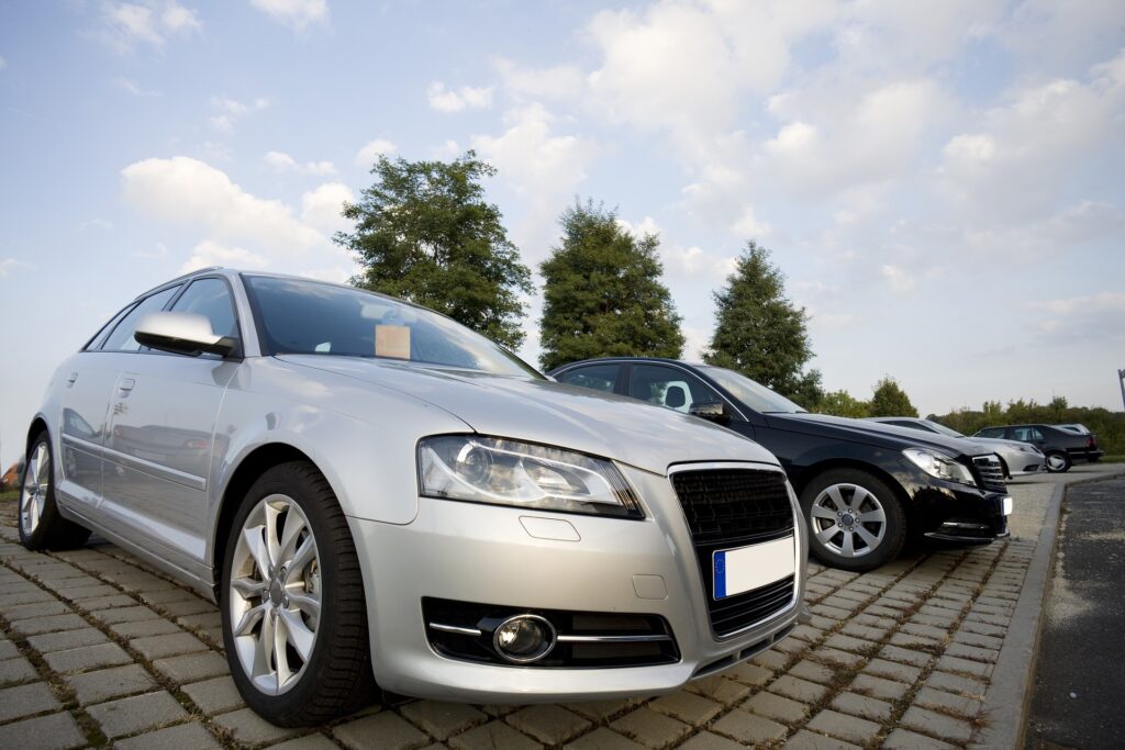 Parking autombile-local de stockage